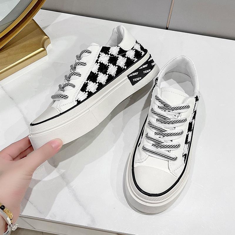 Retro Kleine Weiße Schuhe Damen Frühling und Herbst Neue Ins Trendy Plateau Plaid Vielseitige Sport- und Freizeit-Boardschuhe