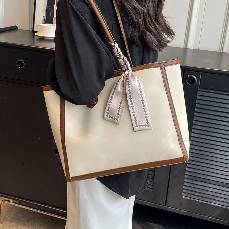 Large-capacity bag New fashionable and versatile high-end texture commuter big bag versatile shoulder tote bag