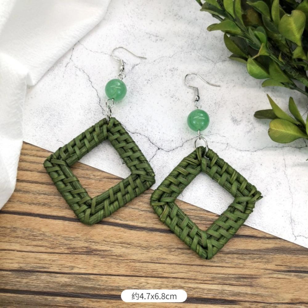 Vintage Mori Grass and Rattan Woven Handmade Earrings Bohemian Vacation Style Stud Earrings Female Ethnic Style Summer Ear Jewelry