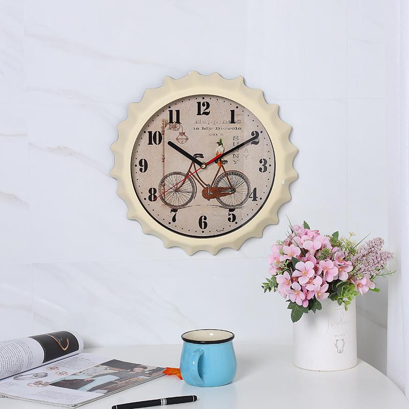 

Retro Bottle Cap Wall Clock 14-inch Clock Simple Living Room Personalized Home Silent Electronic Quartz Clock