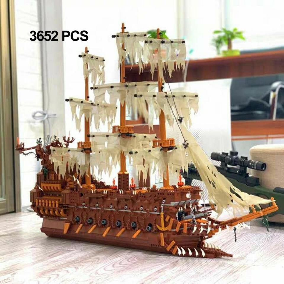 In Stock 3652pcs Flying Dutchman Display GhostShip Sea Sailing Ship 16016 Building Block Toys
