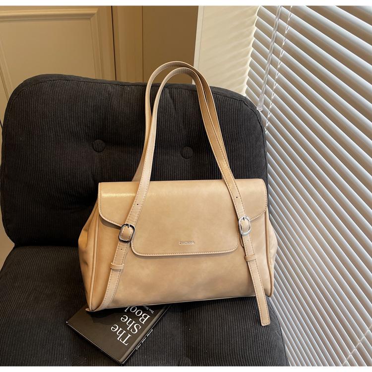 Geantă de umăr sub braț pentru femei 2025 nouă high-end nișă de lux ușor retro geantă de mare capacitate