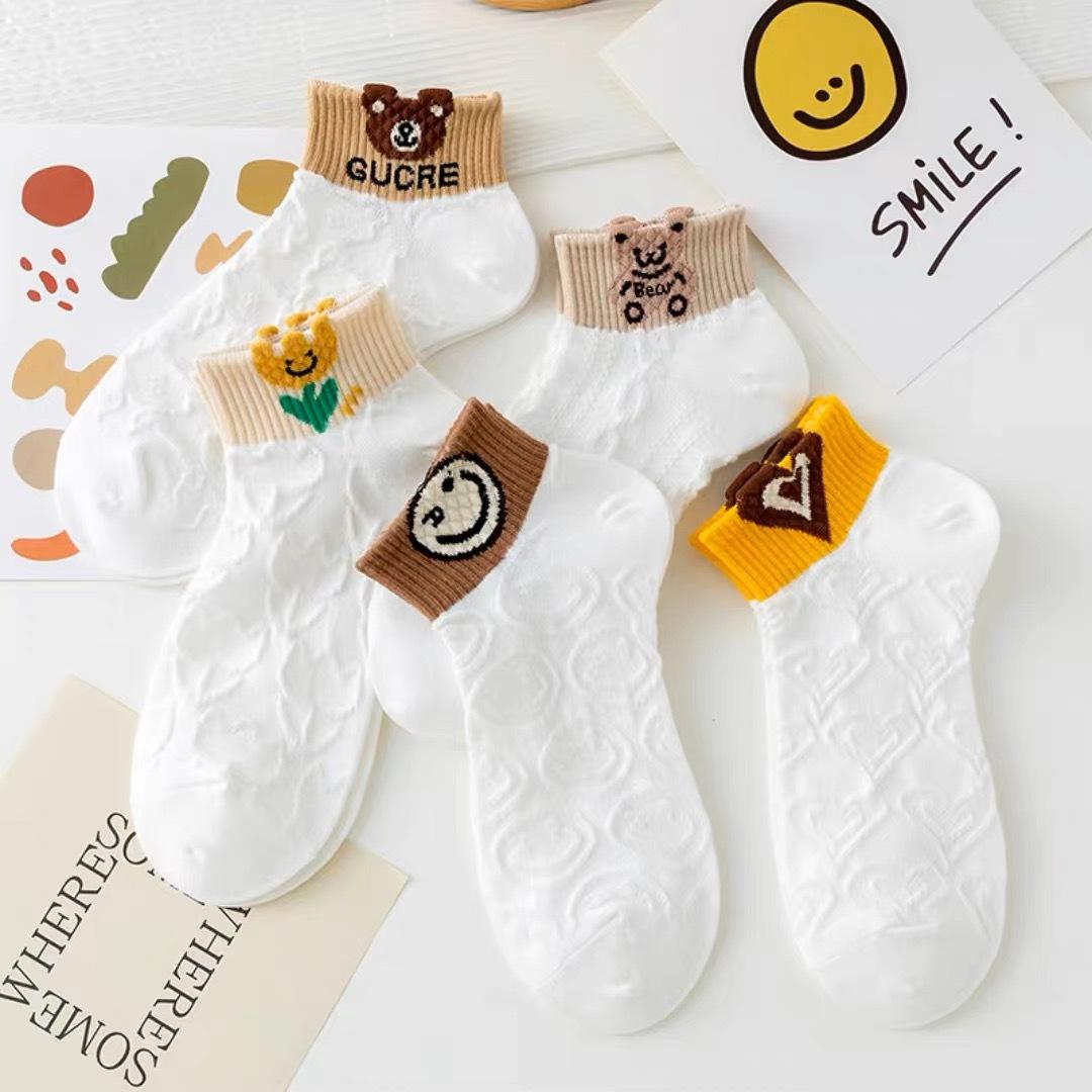 

5 пар женских весенних и летних носков с неглубоким горлом, милые белые носки среднего размера с героями мультфильмов