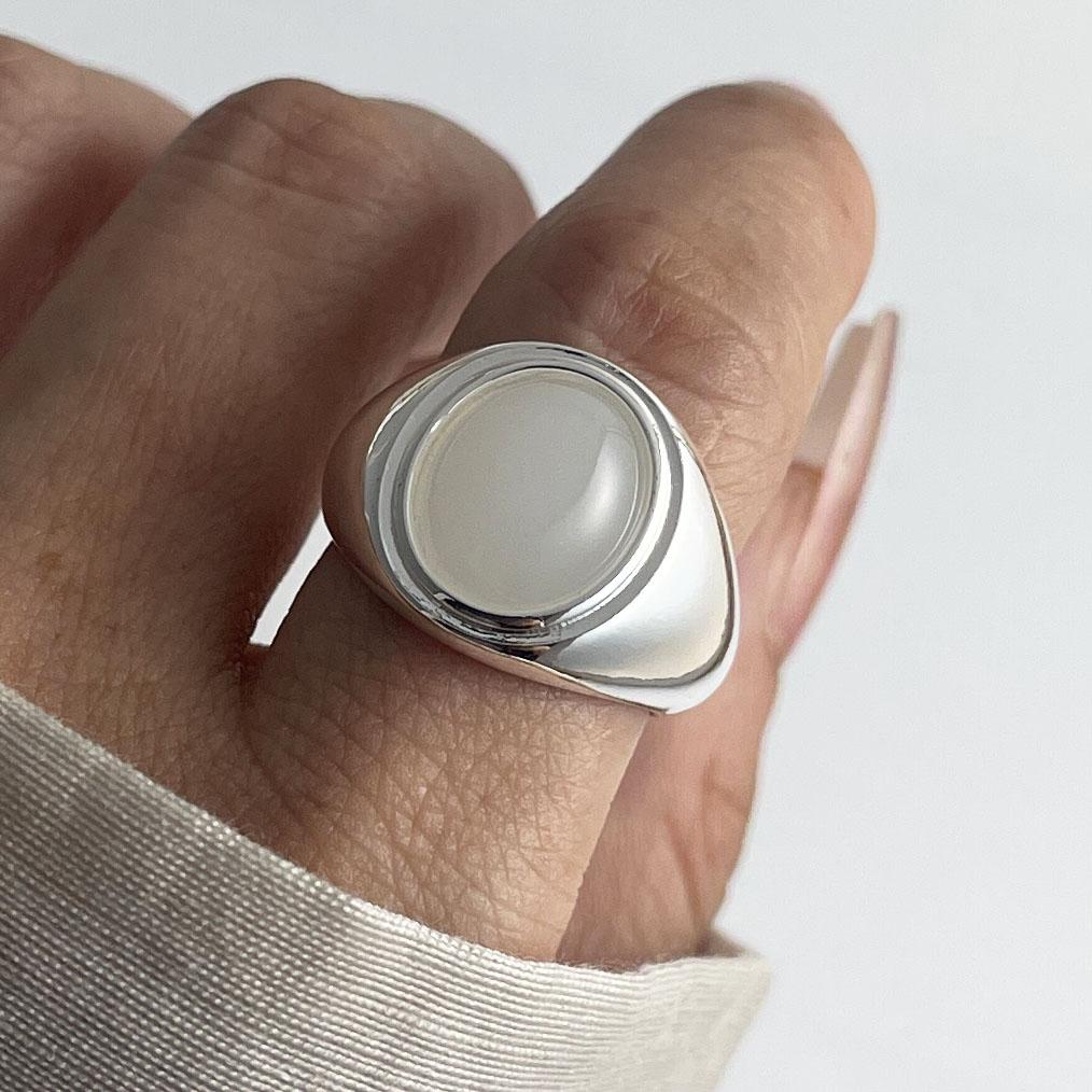 

925 Sterling Silver Rings for Women Couple Minimalist Handmade Oval White Stone Ring Fine Jewelry Gift Prevent Allergy resizable