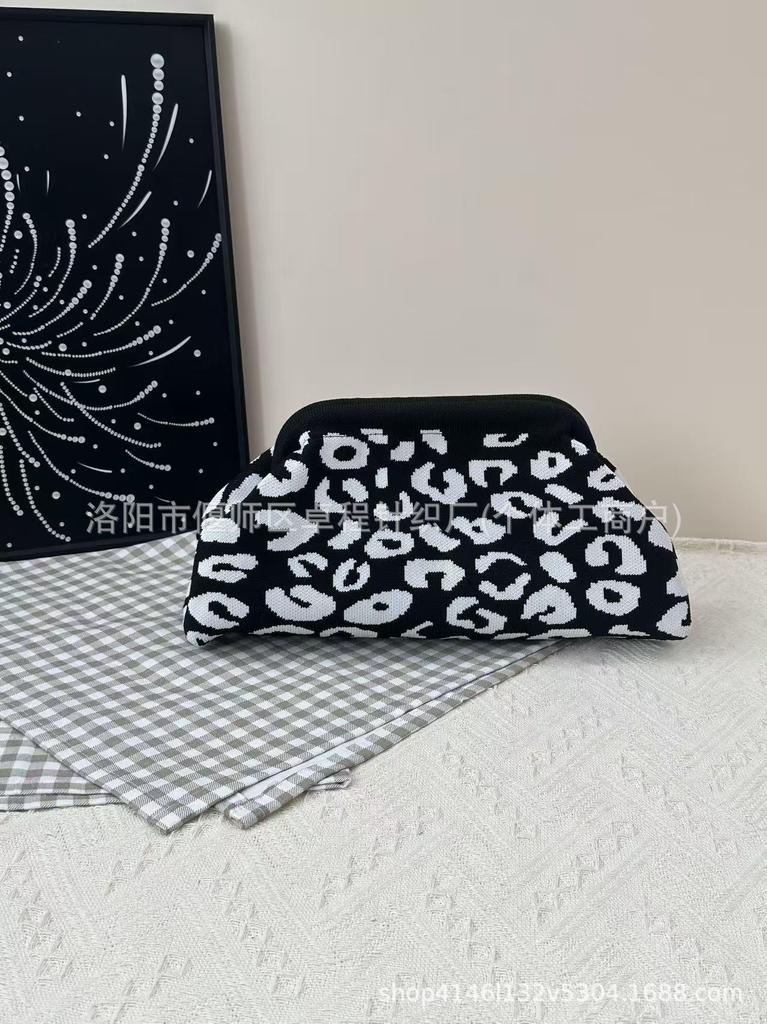 Women's Striped Knitted Makeup Bag - Versatile, Stylish, Large Capacity