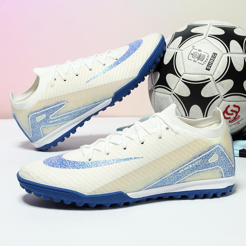 Student Spike Sports Youth Football Shoes Men's and Women's Fly-woven Children's Low-top Training Shoes Seamlessly