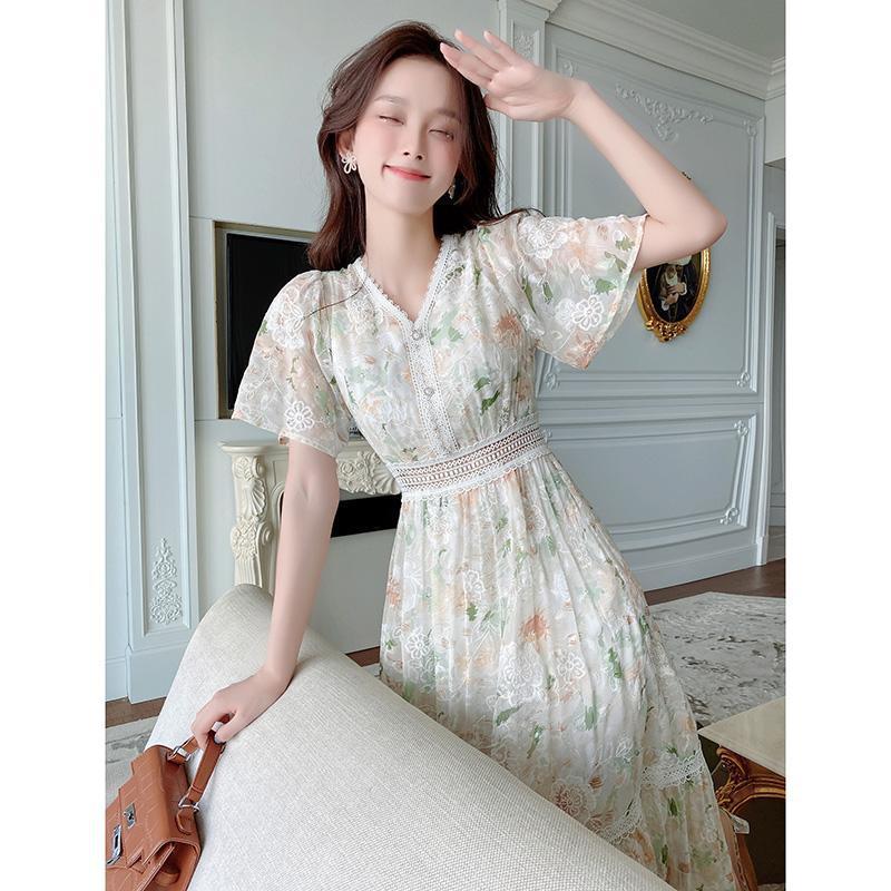 2025 New Floral Chiffon Summer Dress: Waist-Cinched, Slimming, Long Skirt Style for Vacations
