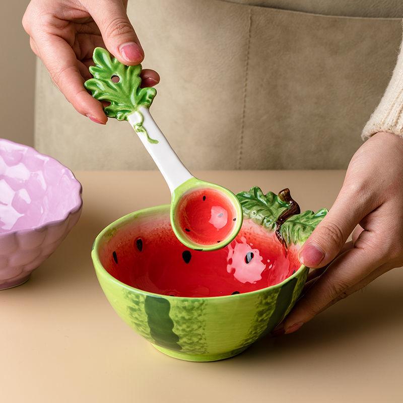 Ceramic Fruit Salad Bowl with Spoon Cartoon Vegetable Tableware Eating Rice Bowl Serving Strawberry Bowl Noodle Bowls 300ml