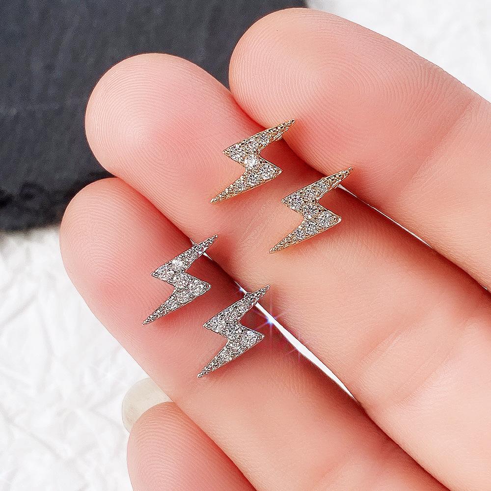 European and American simple mini earrings, mini lightning zircon stud earrings for women, simple temperament student earrings