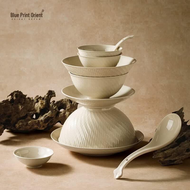 Lan Yin Dong Fang Jade Ruyi Grey Pottery 40-Piece Dinnerware Set