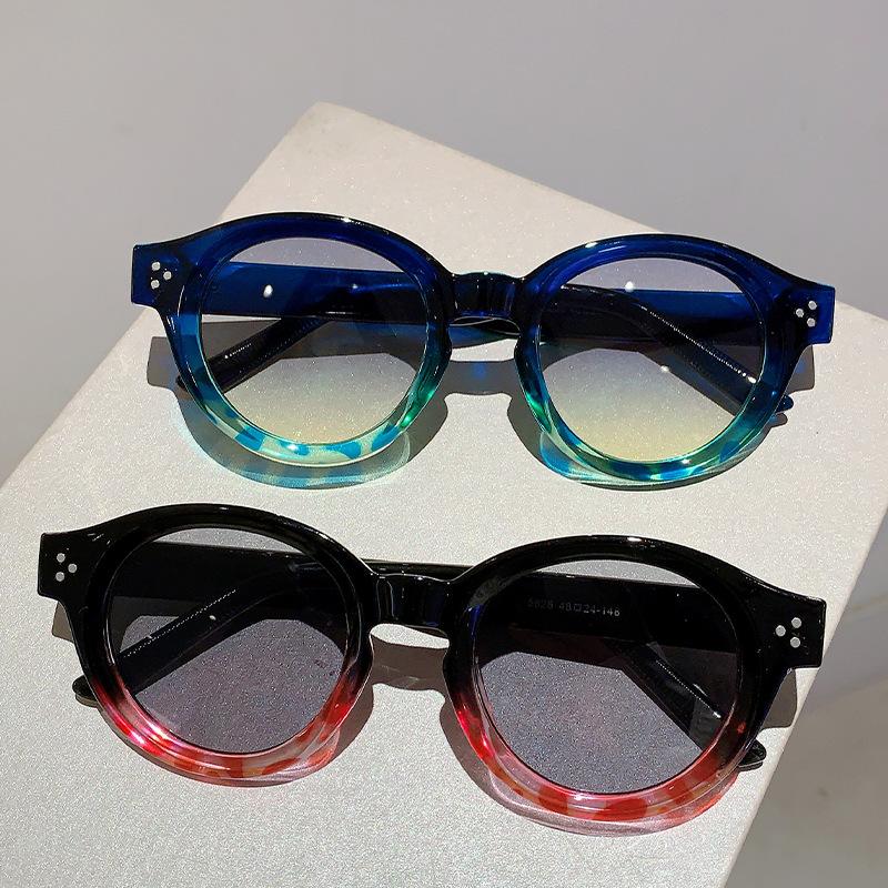 Vintage Double Color Round Sunglasses Women For Men Luxury Brand Designer Sun Glasses Punk Popular Classic Rivet Shades