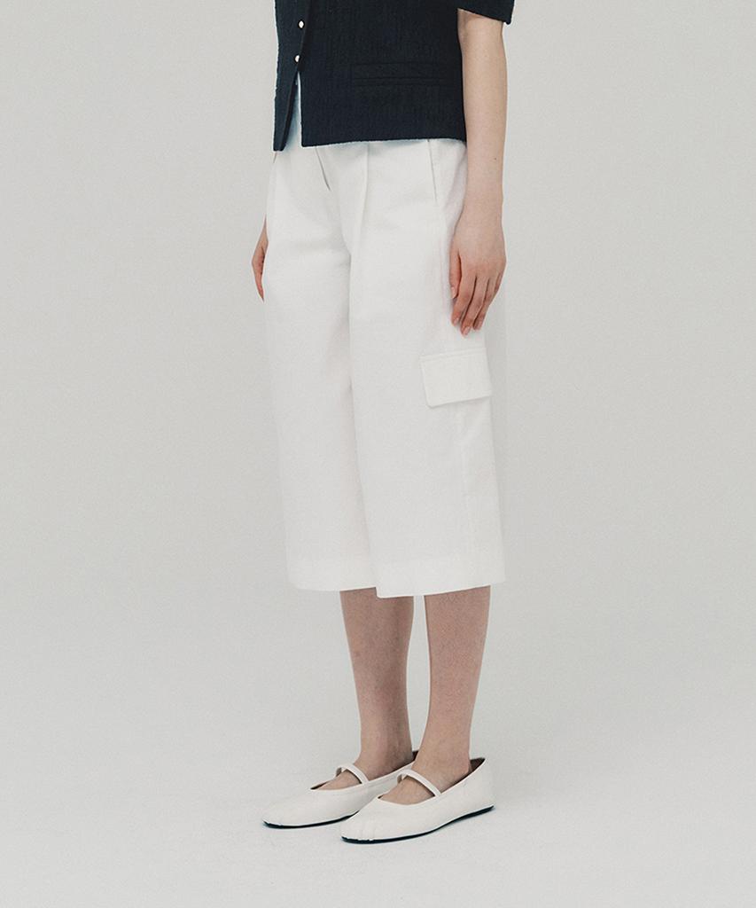 AHWE Cropped Cargo Pants_White