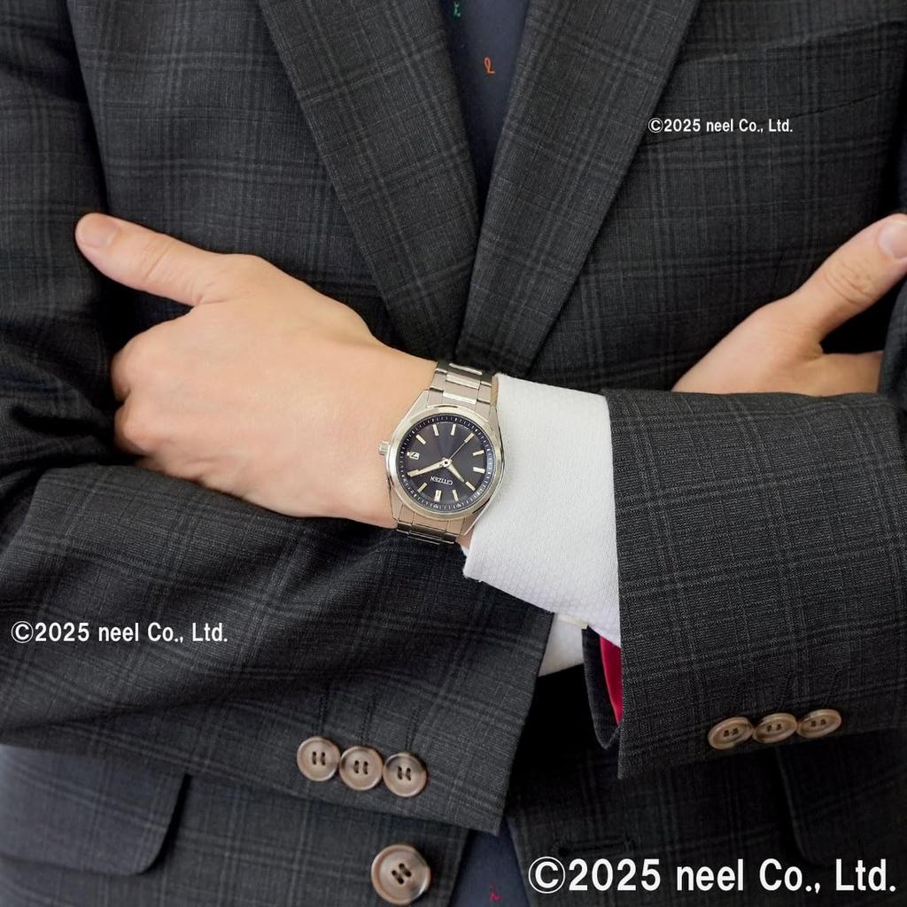 Citizen Silber und Blau AS1080-65L Herren Lichtbetriebene Eco-Drive Funkuhr, Wasserdicht,