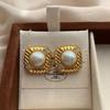 Metal Radiation Texture Pearl Earrings Earrings Retro Light Luxury Exquisite Premium Texture Commuter Personality Earrings