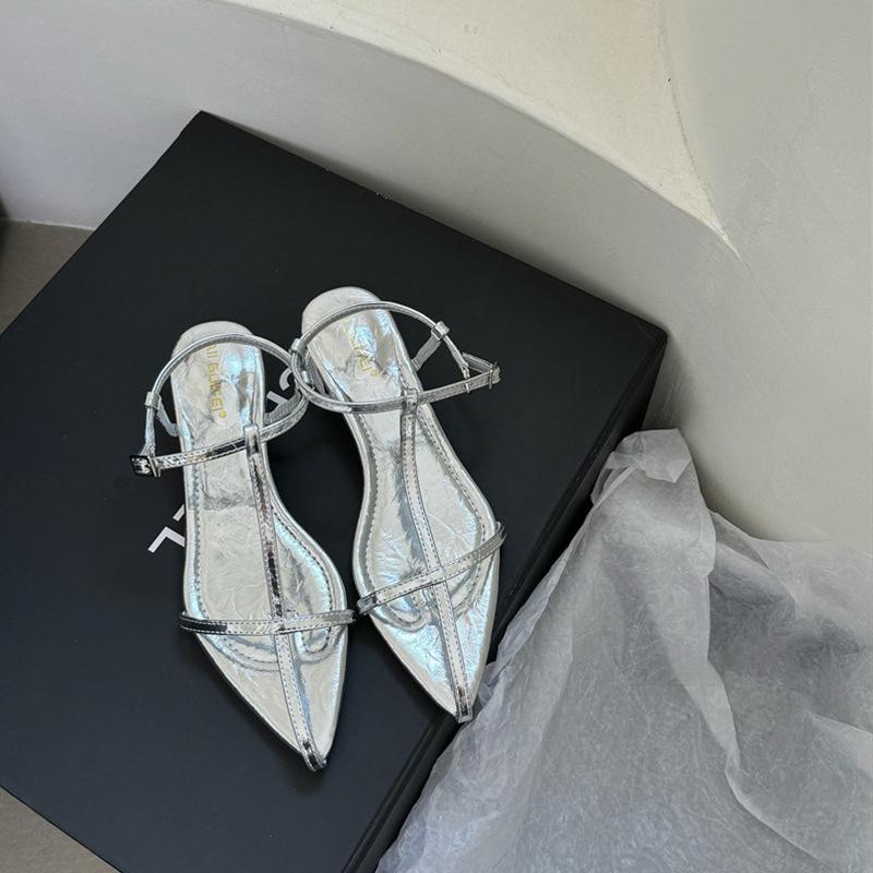 

2025 Летние Сказочные Ветер Острый Носок Открытый Носок Индивидуальность Ремешок на Одном Слове Босоножки Клиновидный Каблук Пряжка Женская Римская Обувь Модная Обувь 35 серебряный