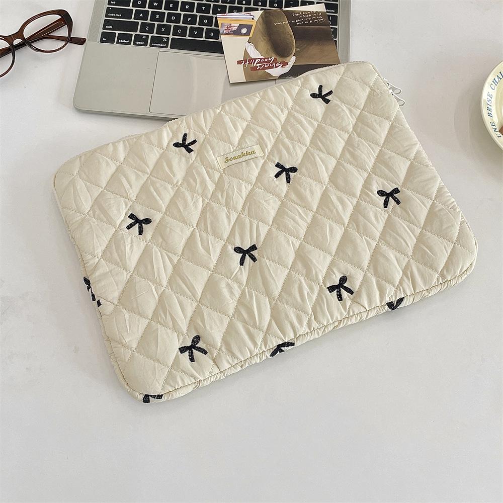 

Cute Rabbit Diamond Embroidery Korean Laptop/Tablet Storage Sleeve - Available in 11/13/15 inches. 11 inch