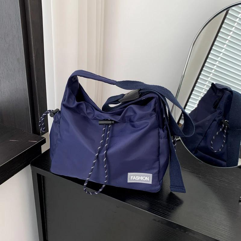 Sewing Thread Nylon Commuting Shoulder Bags Casual  Hot Sale Crossbody Bags for Women Fashion