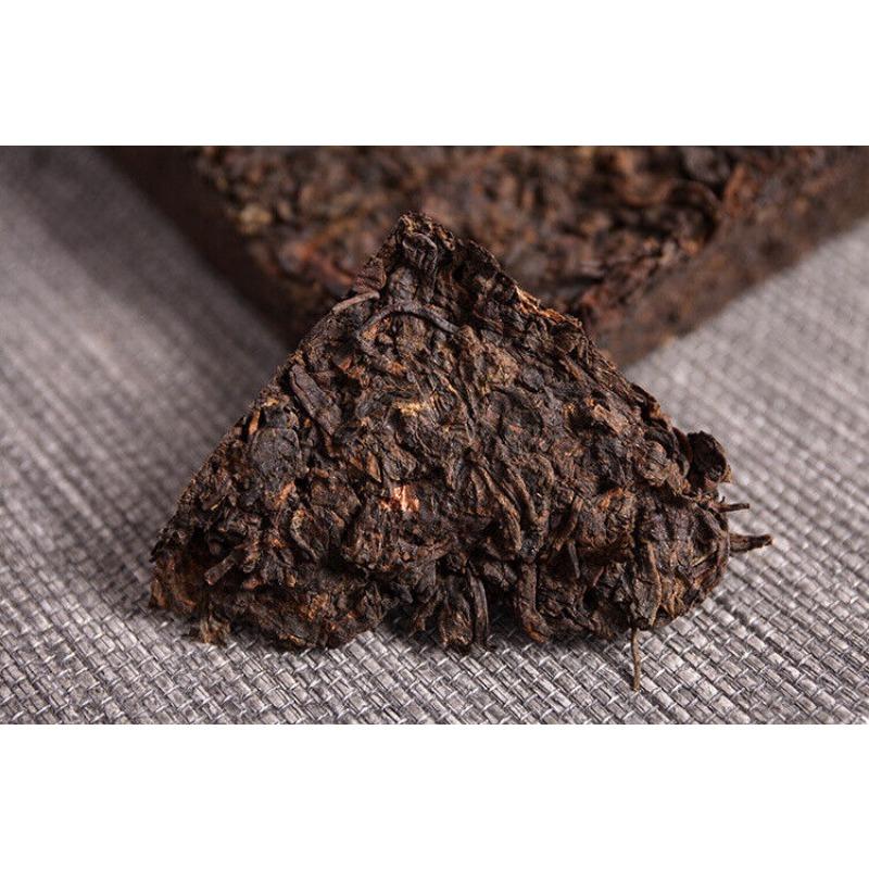 Чай Юннань Пуэр Мэнхай приготовленный 250г Imperial Tribute Golden Brick — фото 9