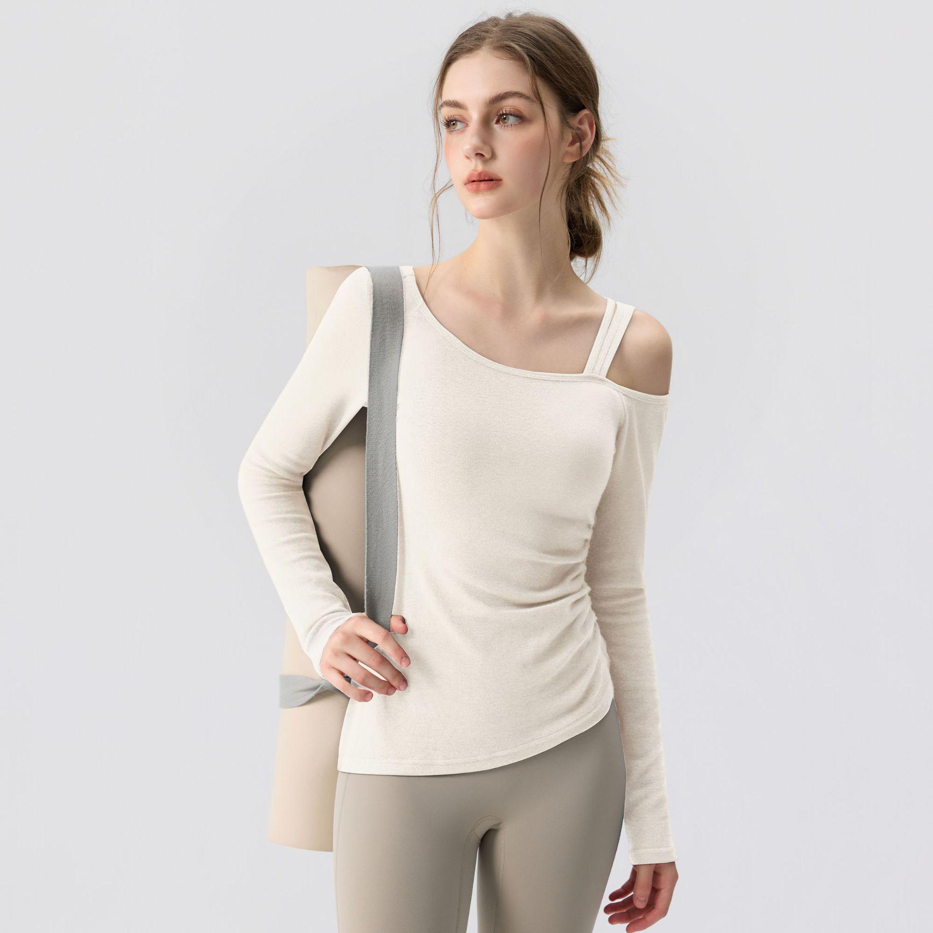 

Women s Asymmetrical Long Sleeve Yoga Top and Pants Set - Autumn/Winter 2025 Collection L