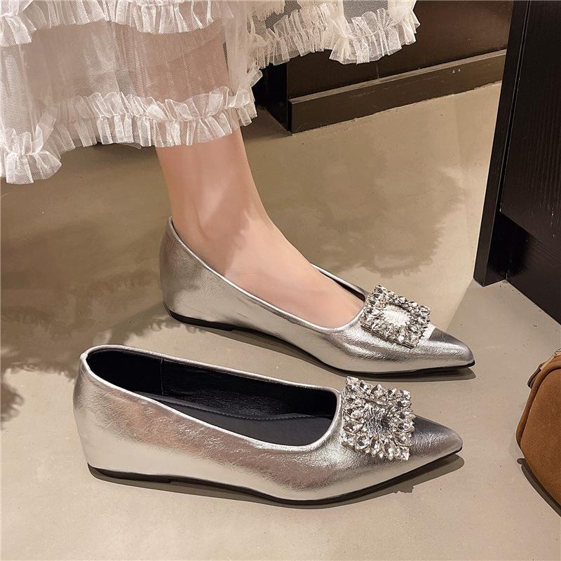 Inner Height Increase French Single Shoes Women's Shoes Spring and Autumn 2025 New Rhinestone Buckle Fairy Style with Skirt Temperament Ladyshoes