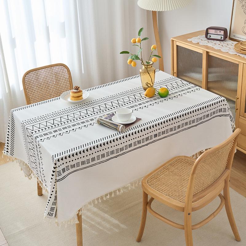 Pastoral Canvas Tablecloth with Tassel Lace