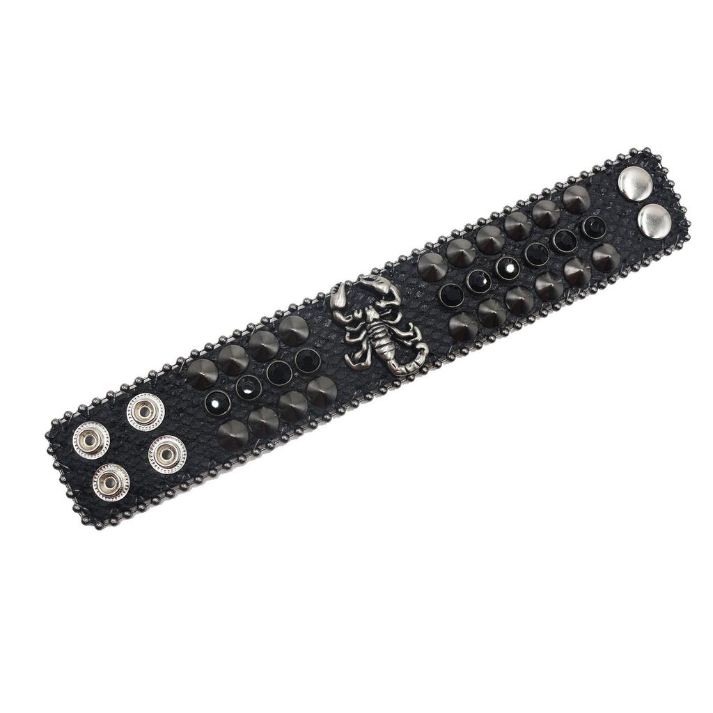 Amerikanisches Strassnietenarmband, Skorpion Dekorativ Punk Gothic Personalisierter Schmuck