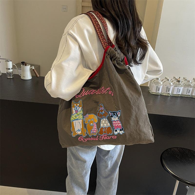 Cartoon Cute Embroidered Bag Women's Spring and Autumn Shopping Bag Casual Portable Shoulder Bag Simple Commuting Versatile Large Capacity