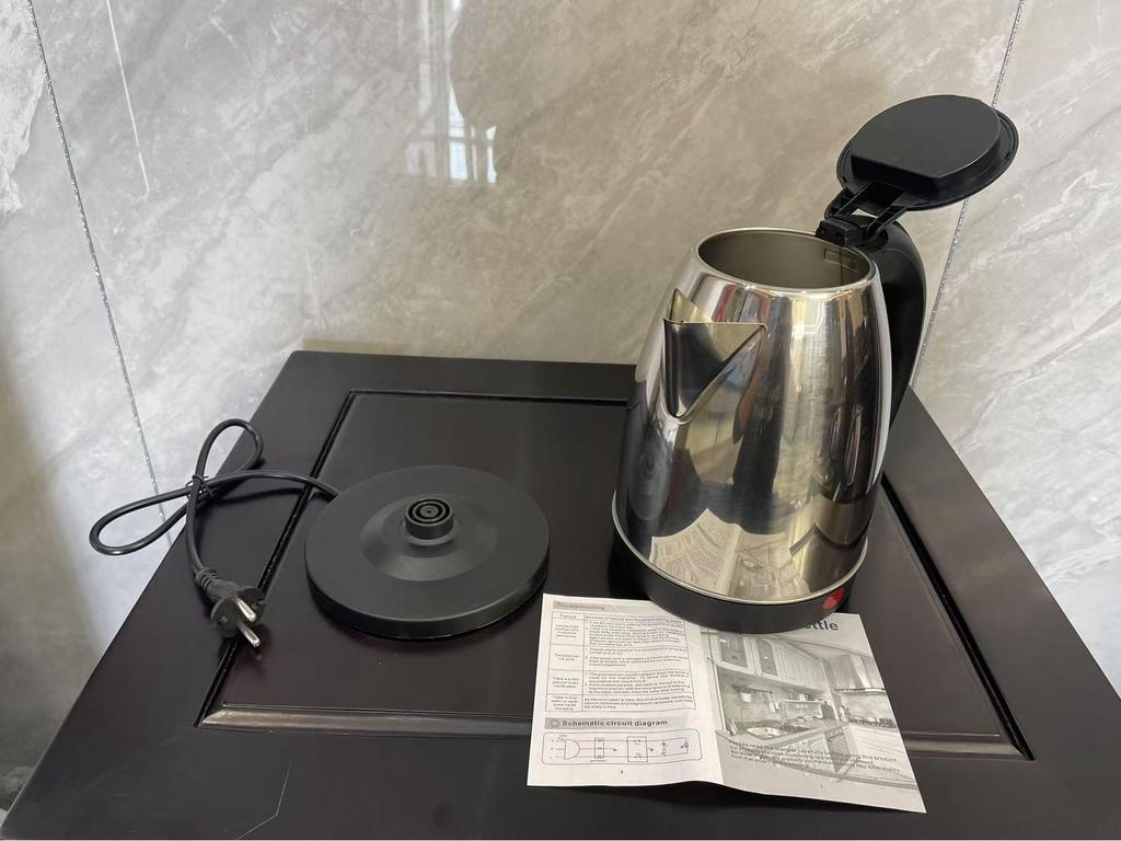 Stainless Steel 2L Electric Kettle with Inner Steel Lid