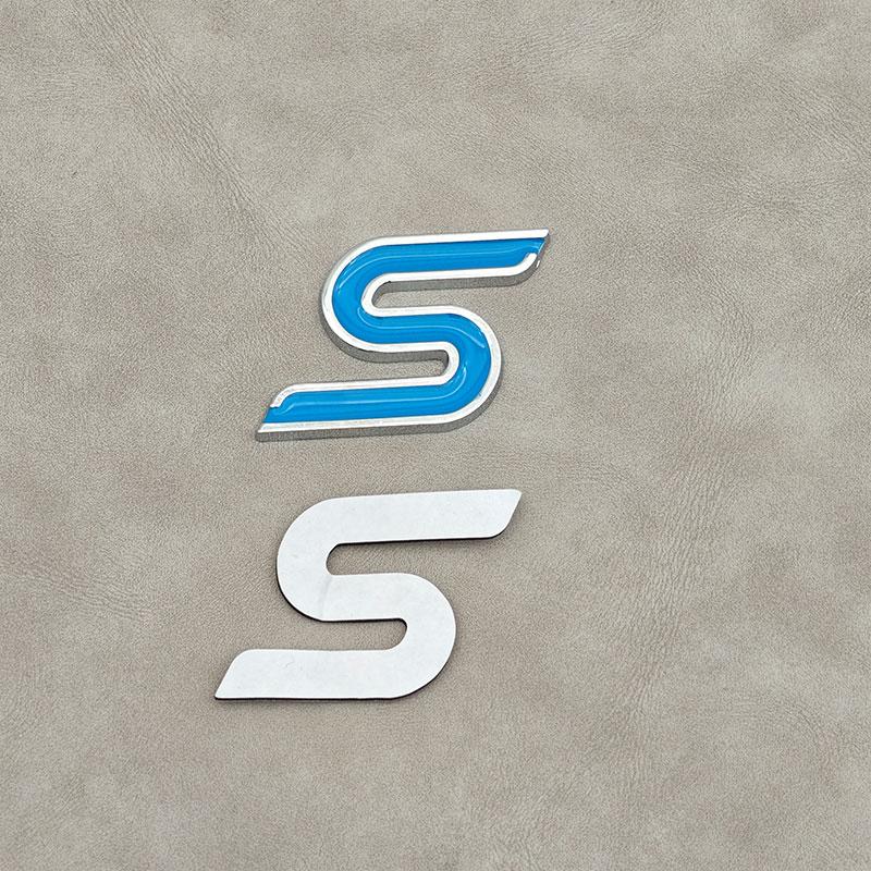 AJG1 3D Metal Letter S Logo Car Front Grille Emblem Badge Rear Trunk Stickers Decal For Ford Focus Fiesta Escape Ecosport Kuga Mondeo