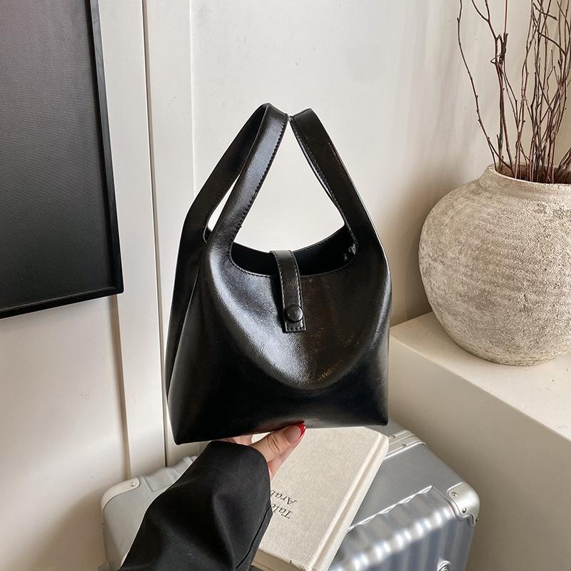 Premium Texture Fashionable Simple Handbag Women's 2025 Summer New Niche Messenger Bucket Bag