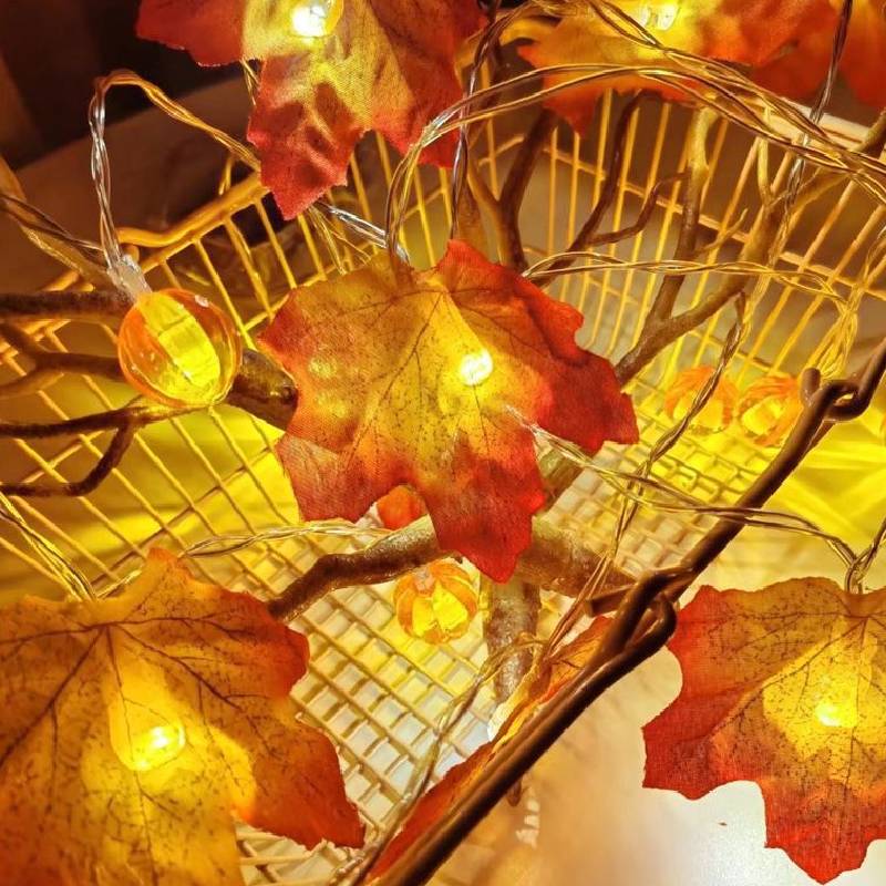 Autumn Thanksgiving Decor Maple Leaf String Lights Battery Powered Fairy Lights Wall Hanging Lamp Outdoor Halloween Decoration