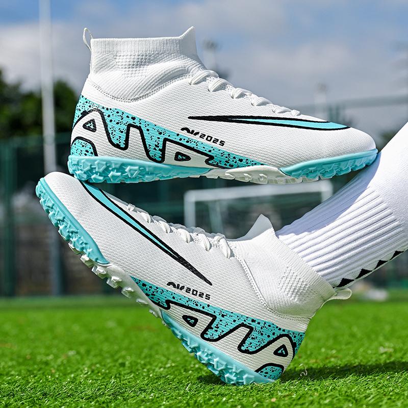 Men Football Shoes Cleats Outdoor Turf Indoor Fast Football Field Boots Society Soccer Shoes Professional High Quality Sneaker