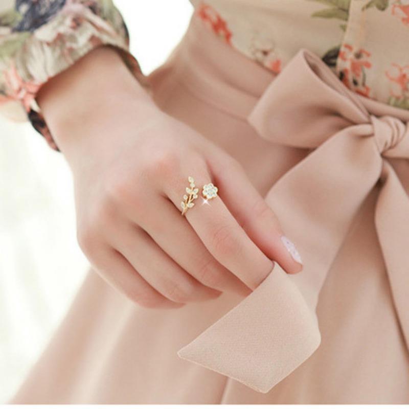 Fashion Temperament Diamond-set Twisted Leaves Ruyi Flower Opening Ring, Index Finger Ring Female