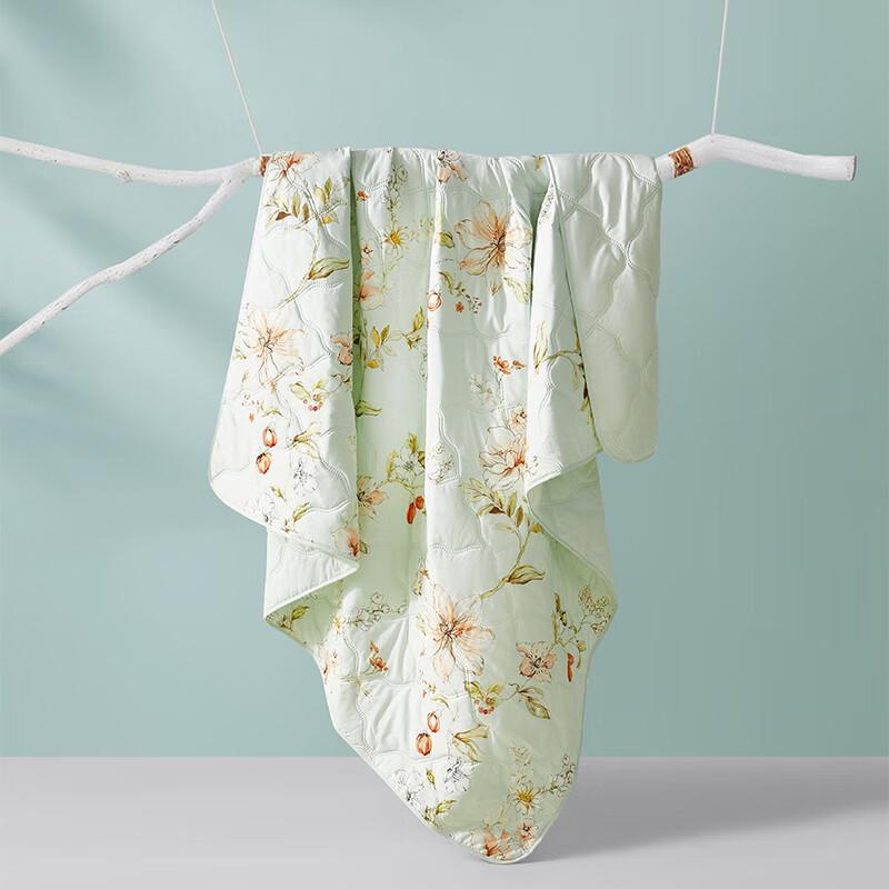 Mengjie Pomegranate Blossom All-Season Quilt