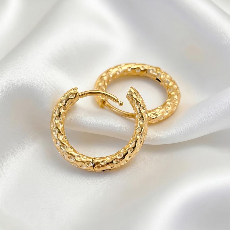 French light luxury earrings Gypsy earrings personalized water ripple geometric titanium steel non-fading round earrings
