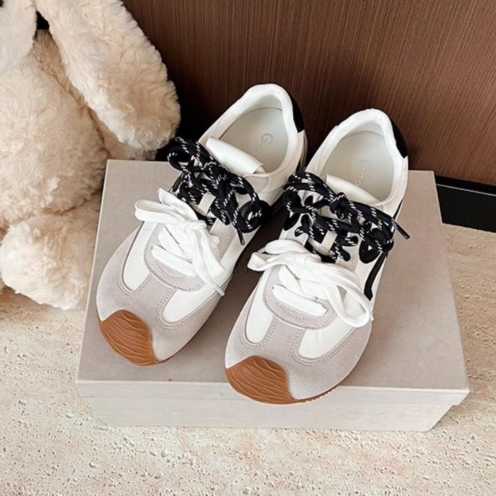 

Spot version of the inner height increase casual moral training shoes women s 2025 new fashion crooked head color matching straps platform sports 40 белый