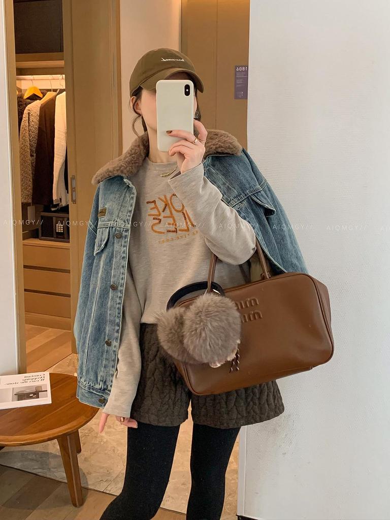Women's 2025 Winter Round Neck Letter Embroidery Long Sleeve T-Shirt – New Fashionable Loose and Versatile Top