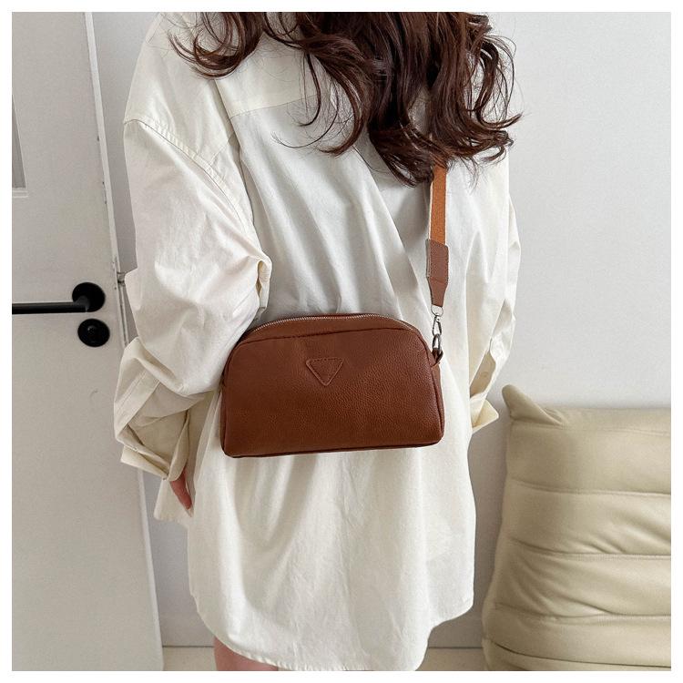 2024 Spring Fashion Crossbody Bag: Simple Design, PU Material, Trendy Women's Shoulder Bag
