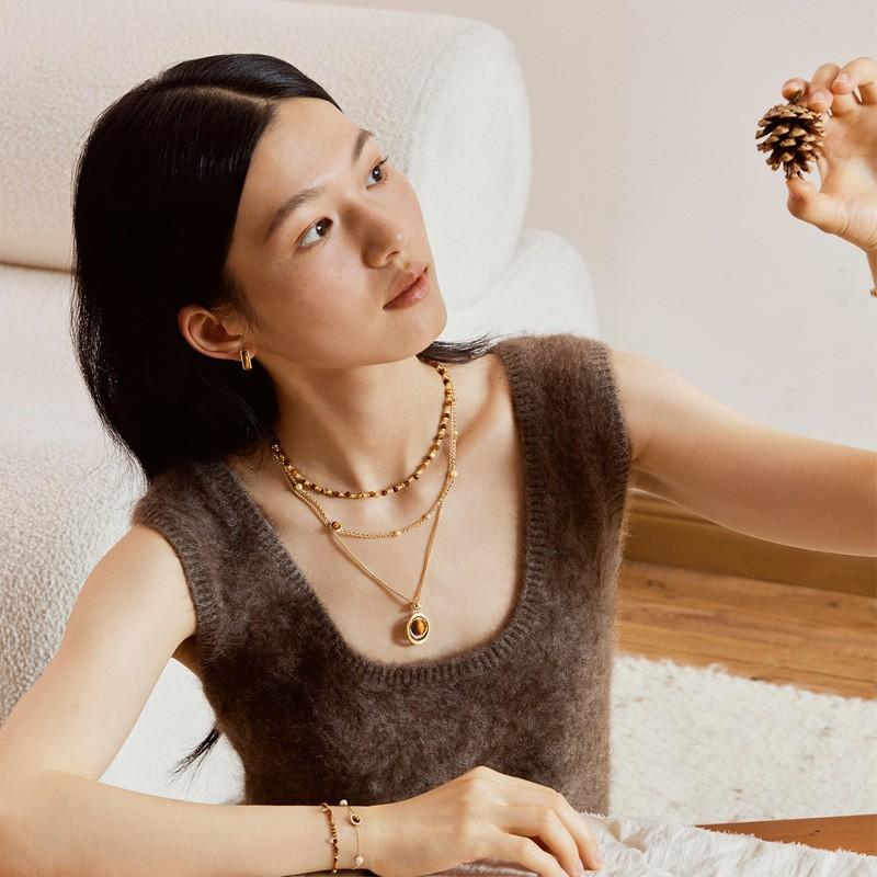 Layered Tigers Eye Pendant Necklace Women Gold Plated O-Link Chain Geometric Drop Design Lightweight Chic Jewelry