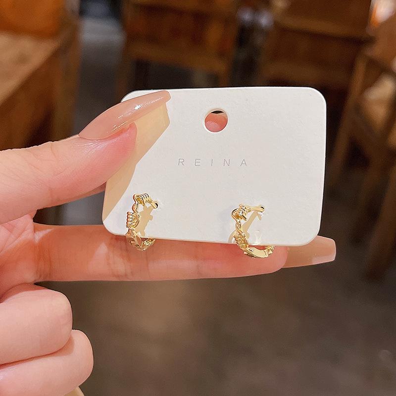 

Элегантные серьги-клипсы из витой проволоки из Южной Кореи с иглой из серебра 925 пробы E4110 золотой