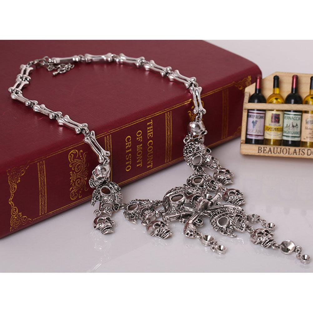 Vintage Alloy Halloween Skeleton Bone Necklace for Women Jewellery Pirate Cosplay Fancy Dress Costume Accessory