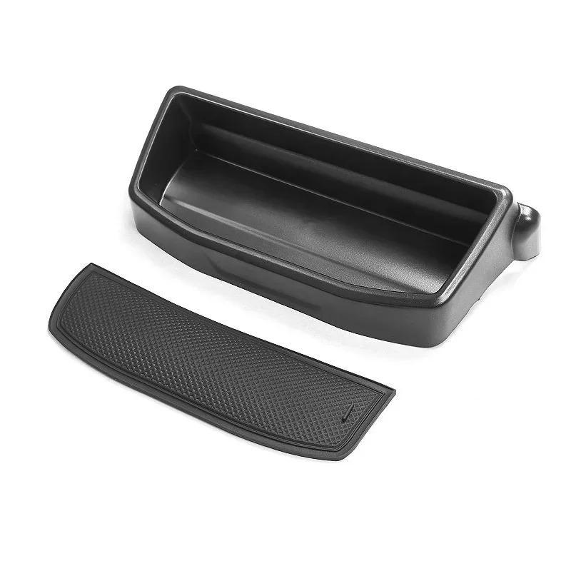 

Glasses Storage Box for Ford Mustang Mach-E Dashboard Back Screen Sunglasses Case Tidying Non-slip Silicon Pad Car Accessories чёрный