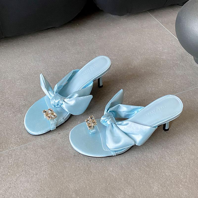 Moda Damskie Cienkie Obcasy Klapki Sandały Dla Kobiet Japonki Luksusowa Moda Cyrkonie Damskie Pantofle na Obcasie Buty Czółenka