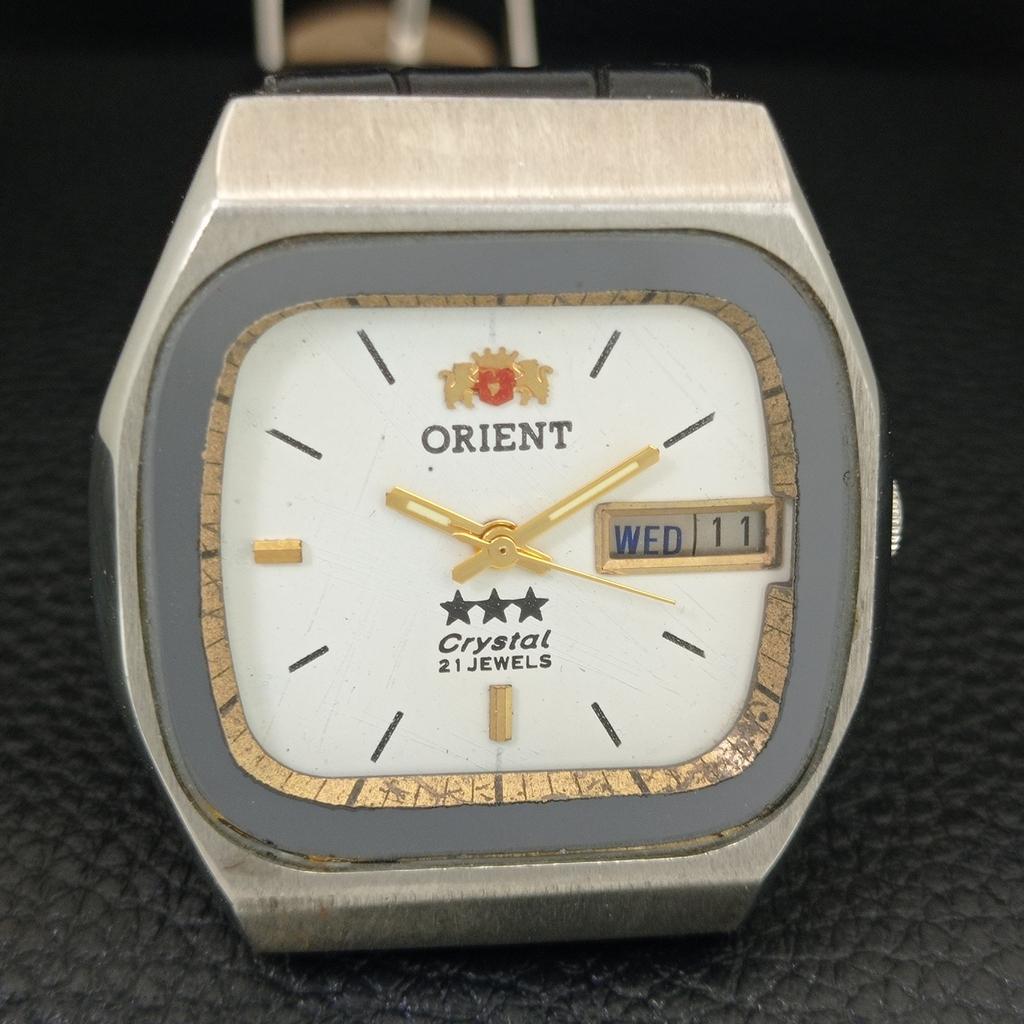 JAPAN VINTAGE ORIENT CRYSTAL AUTOMATIC 46941 MENS WHITE DIAL WATCH a704868-1