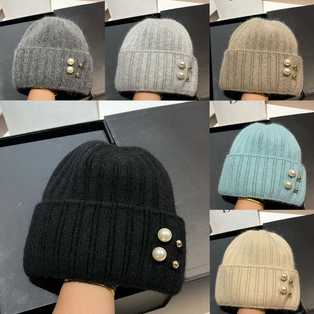 Winter Xiaoxiangfeng Pearl Rabbit Hair Knitted Hat Women'S Nordic Cold Warm Wool Pullover Cold Hat Tide
