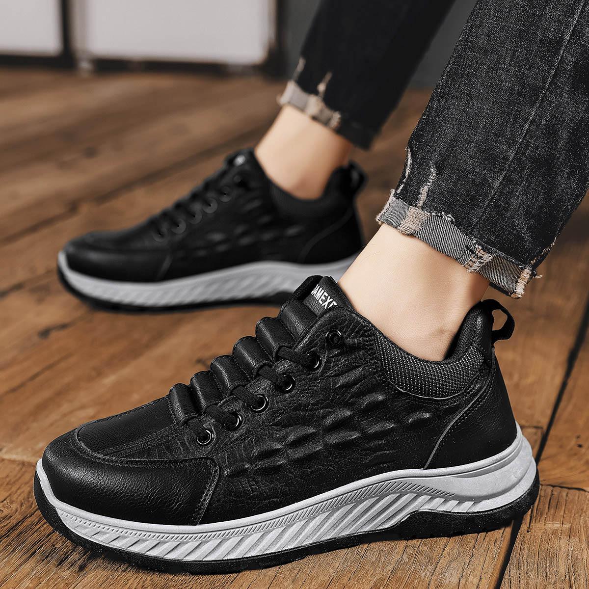 

Casual sports leather shoes men s 2025 new soft-soled non-slip, wear-resistant, lightweight, fashionable and breathable Forrest Gump shoes, sports sho 46 чёрный