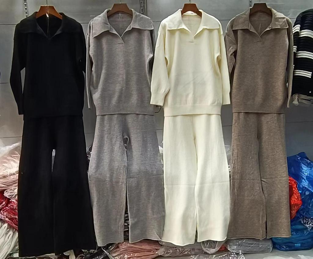 Set din două piese de toamnă/iarnă pentru femei, stil european: Pantaloni cu picior larg și tricotaje pulover