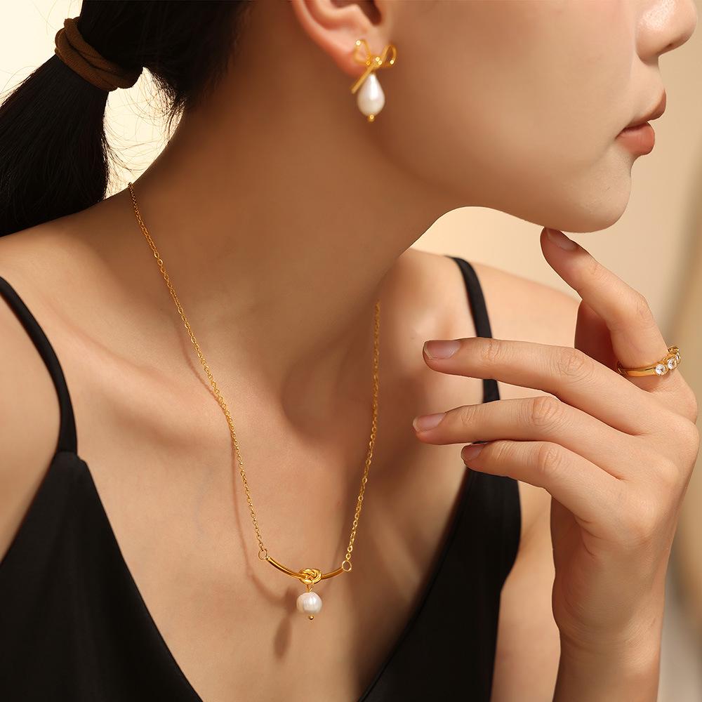 Elegant French Knot Stud Earrings & Freshwater Pearl Necklace Gift Set