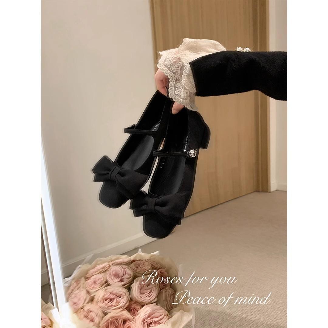 

Sheepskin version~ One word with bow satin Mary Jane shoes women s single shoes commuter dinner wedding shoes 35