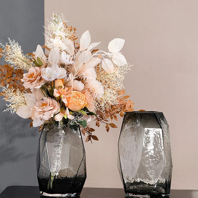 Vase, Glasvase, Heimdekoration, Ornamente, Blumenarrangement, Blumenvase